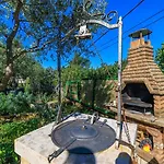 Charmantes Nur 250 Meter Zum Mit Privatparkplatz, Grill, Wifi יאדראנובו