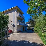 דירה Charmantes Nur 250 Meter Zum Mit Privatparkplatz, Grill, Wifi
