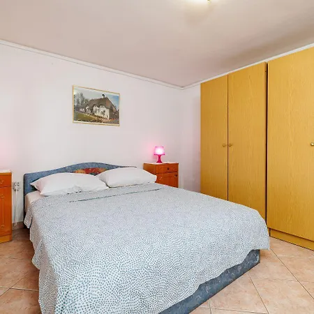 Apartamento Charmantes Nur 250 Meter Zum Mit Privatparkplatz, Grill, Wifi